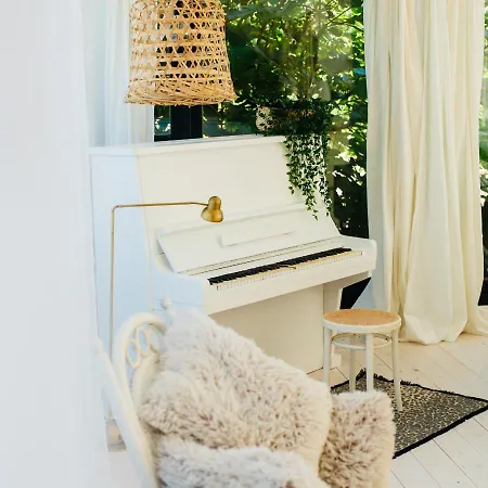 בית נופש Vakantiewoning Loft - Sauna - Beach - Keukenhof ליסא