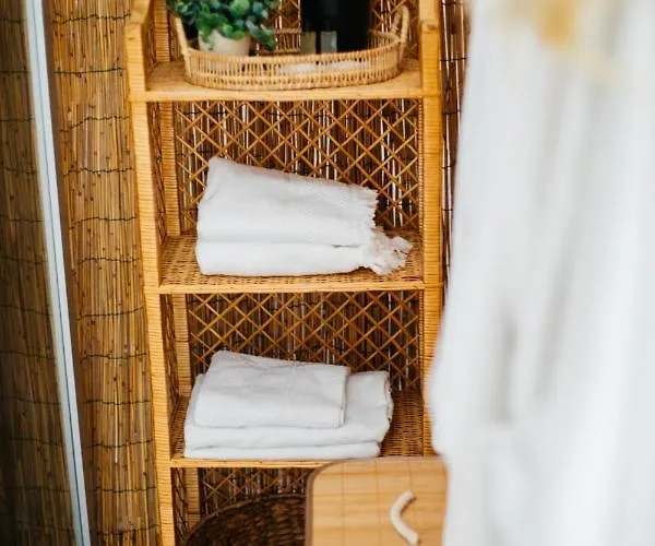 Vakantiewoning Loft - Sauna - Beach - Keukenhof Semesterbostad